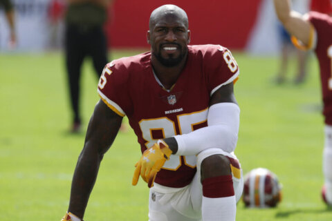 Former Washington NFL tight end Vernon Davis headed to the Gridiron Greats Hall of Fame