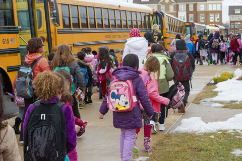 Loudoun Co. school board set to begin name change reviews for 9 schools